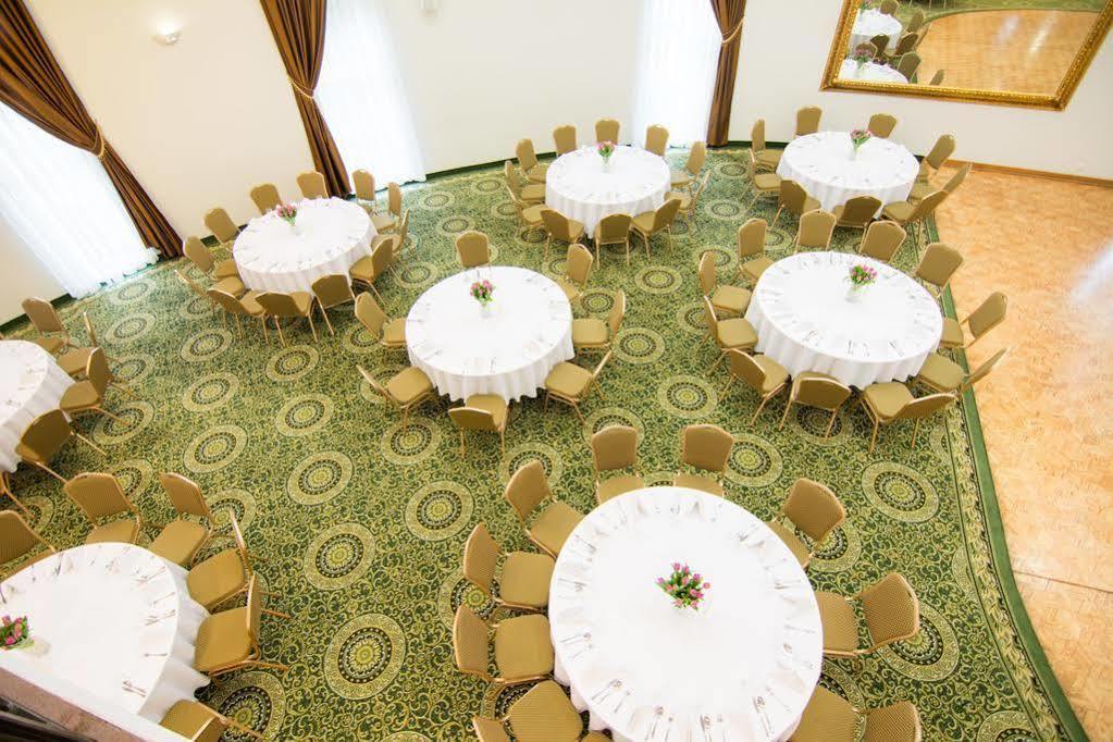 Centrum Konferencyjno-apartamentowe Mrowka